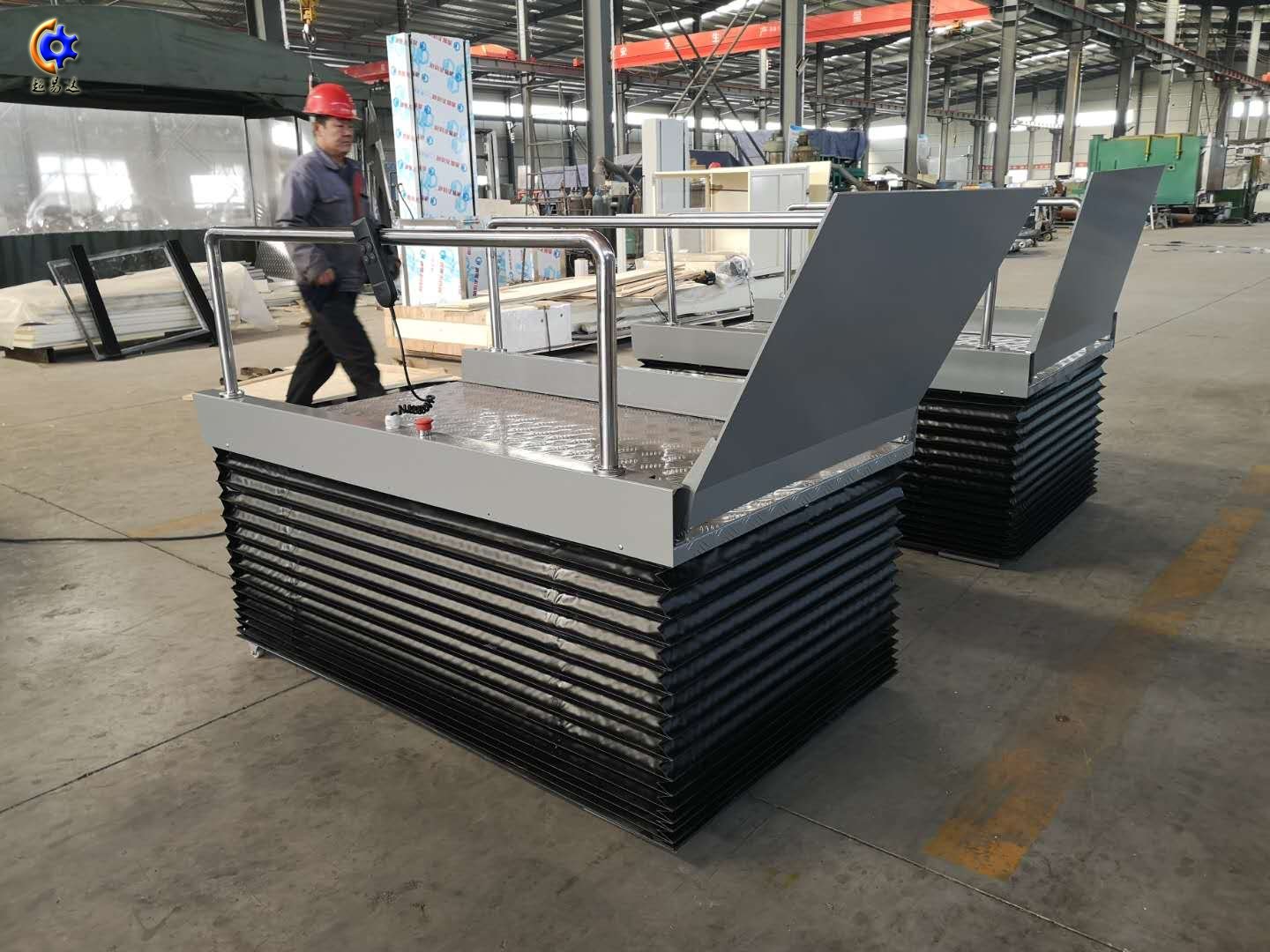 超薄型無障礙升降機