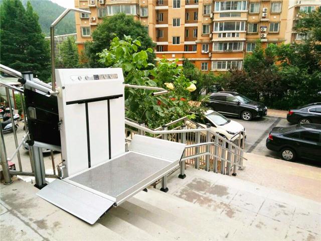 無(wú)障礙升降平臺(tái)